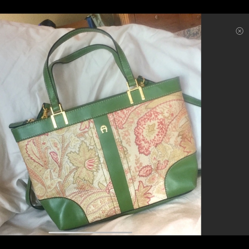 Etienne Aigner Purse for summer Straw/Woven Raffia